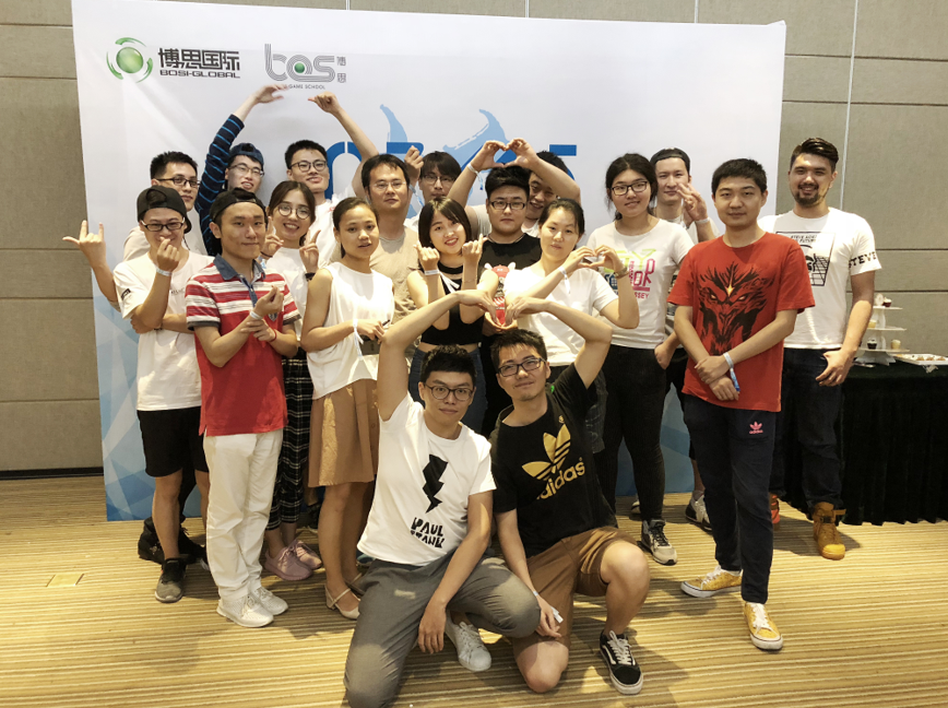 “倾听、交流、分享”2018Z6·尊龙凯时学院夏季校友会